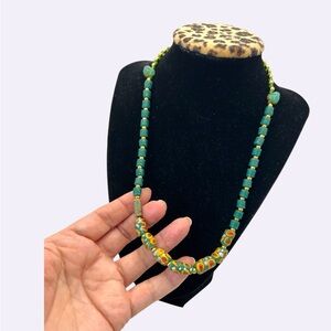 Elegant Green and gold tone Beaded Necklace